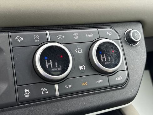Used 2024 Land Rover Defender 110 S AWD/4WD image 19