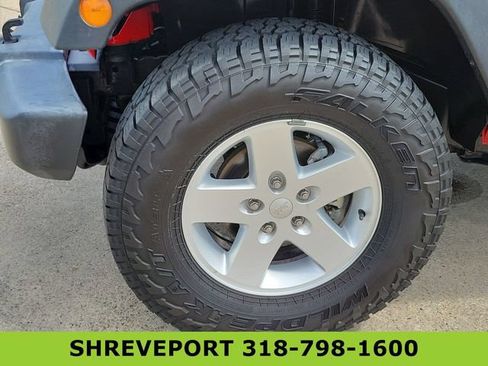 Used 2017 Jeep Wrangler Unlimited Sport w/ Quick Order Package 24S AWD/4WD image 31