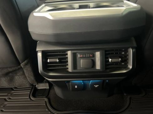 Used 2025 Ford F150 Raptor AWD/4WD image 36