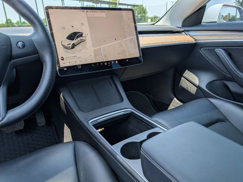 Used 2023 Tesla Model 3 Standard Range RWD image 23