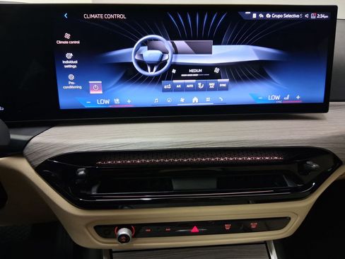 New 2026 BMW 330i Sedan w/ Premium Package image 24