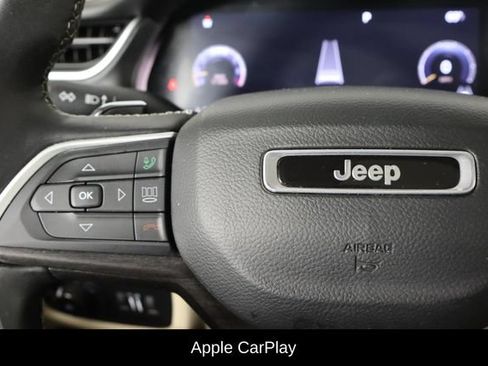 Used 2022 Jeep Grand Cherokee Limited AWD/4WD image 8