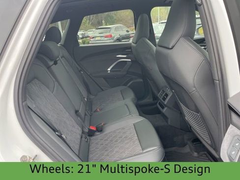 New 2025 Audi SQ5 Premium Plus image 29