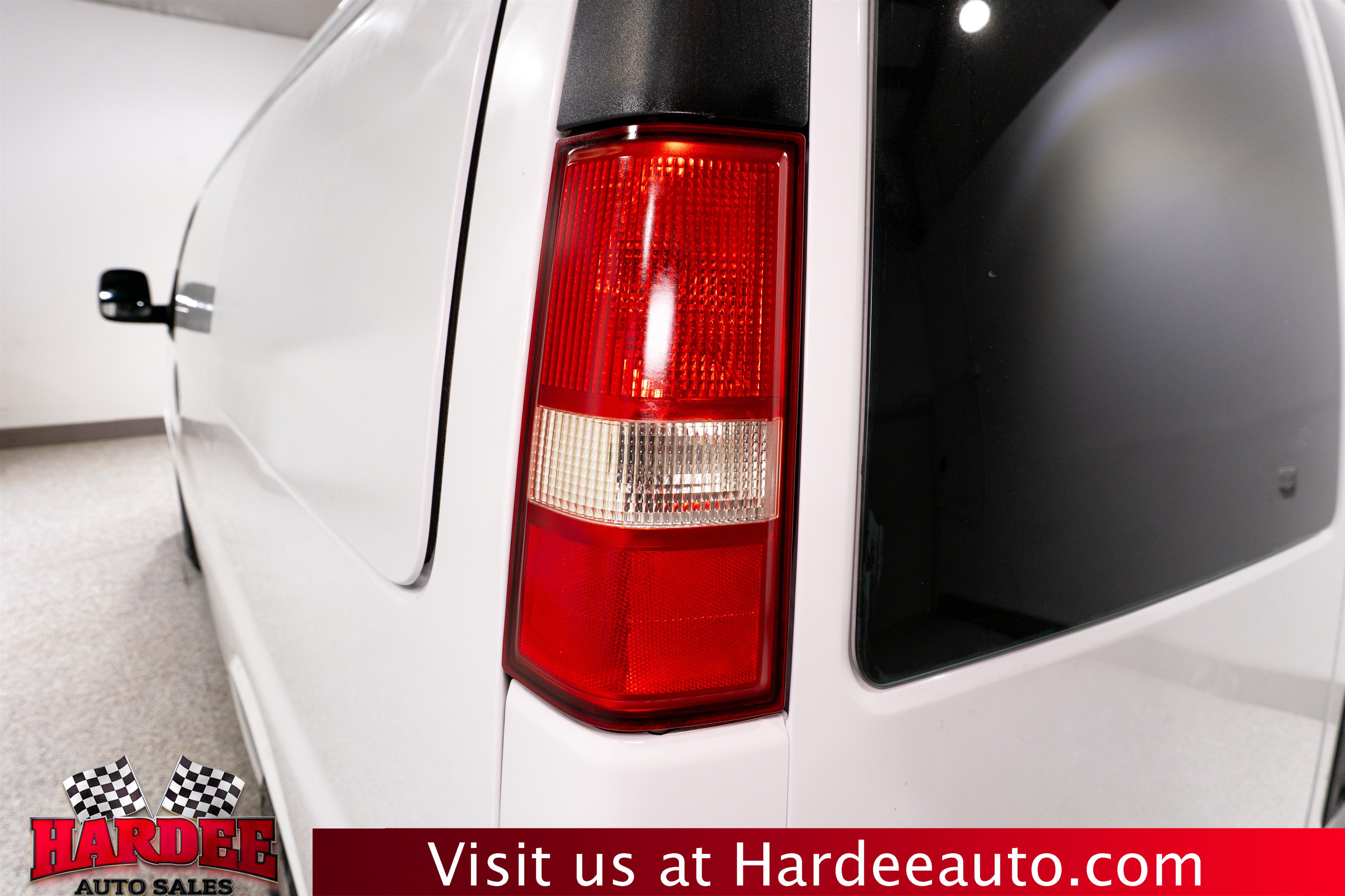 Used 2014 GMC Savana 1500 w/ Savana Pro Plus Package RWD image 9