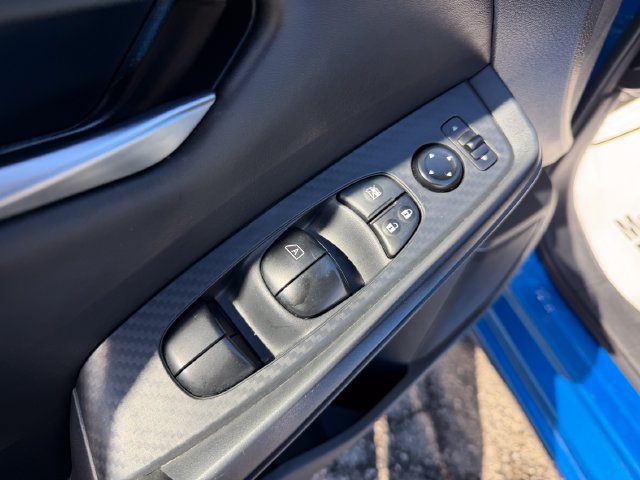 Used 2025 Nissan Sentra SV FWD image 16