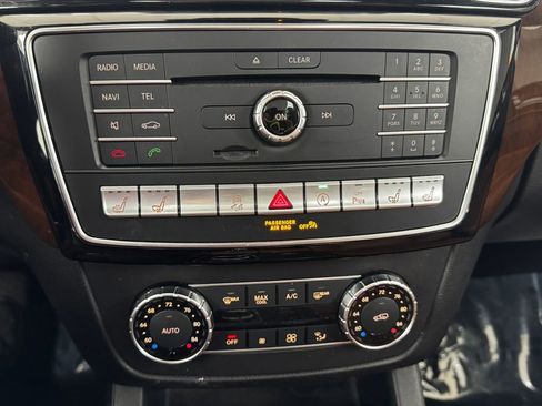 Used 2018 Mercedes-Benz GLS 450 4MATIC image 24