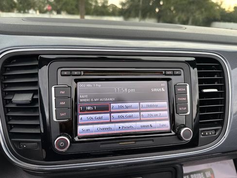 Used 2014 Volkswagen Beetle 1.8T image 27