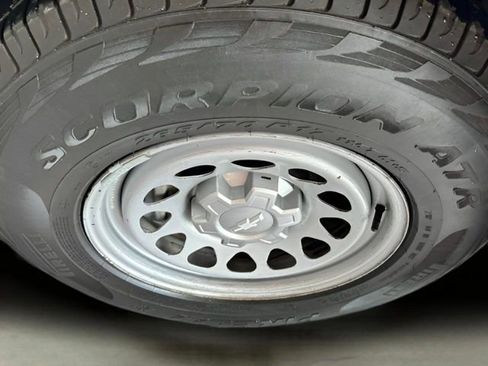 Used 2023 Chevrolet Silverado 1500 W/T w/ WT Value Package image 17