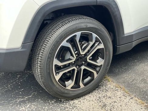 Used 2022 Jeep Compass Limited AWD/4WD image 14