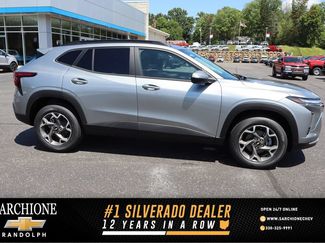 New 2026 Chevrolet Trax LT w/ LT Convenience Package FWD video 1