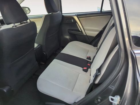 Used 2017 Toyota RAV4 XLE image 15