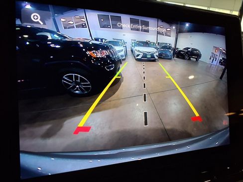 Used 2022 Jeep Compass Limited w/ Sun and Sound Group image 23