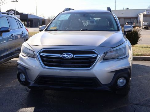 Used 2018 Subaru Outback 2.5i Limited image 10