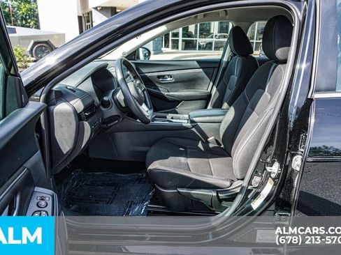 Used 2023 Nissan Sentra SV FWD image 19