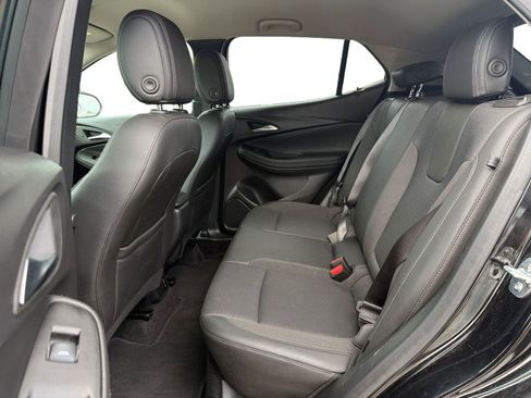 Used 2025 Buick Encore GX Preferred FWD image 19