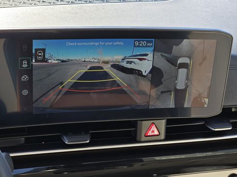 Certified 2025 Kia Carnival SX Prestige image 21