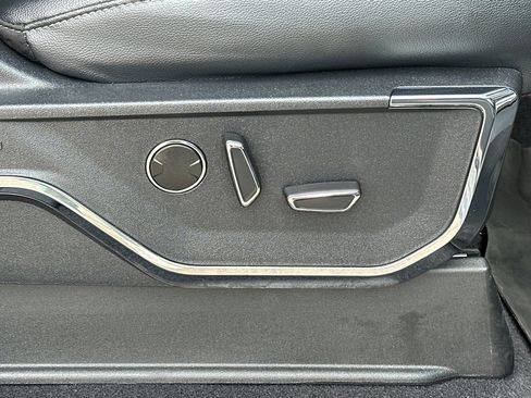 Used 2023 Ford F150 Lariat w/ Equipment Group 502A High image 36