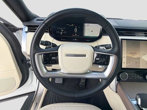 Used 2023 Land Rover Range Rover Long Wheelbase SE AWD/4WD image 42
