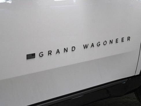 New 2026 Jeep Grand Wagoneer L Summit AWD/4WD image 50