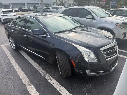 Used 2016 Cadillac XTS Luxury image 2