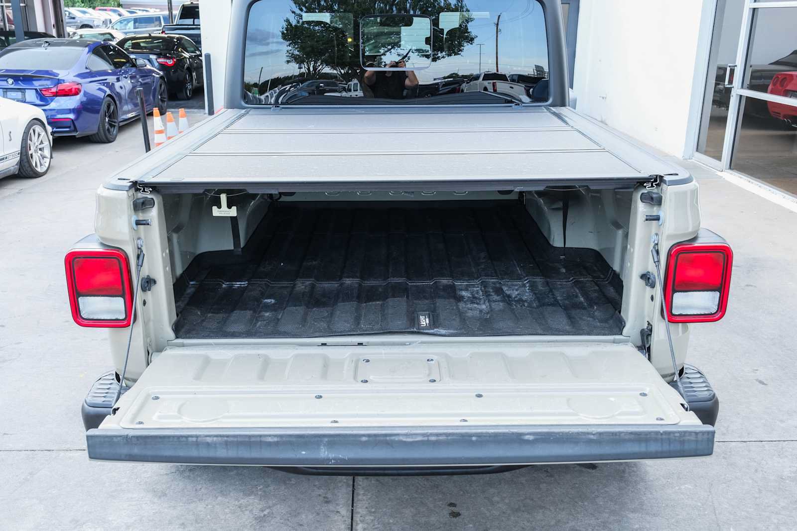 Used 2022 Jeep Gladiator Rubicon AWD/4WD image 51