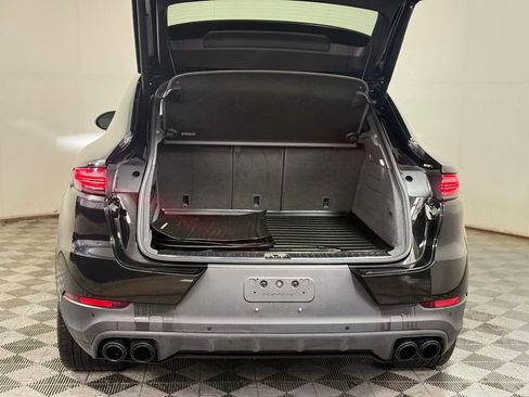 Used 2023 Porsche Cayenne S Platinum w/ Premium Package Plus AWD/4WD image 6