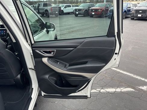 Used 2023 Subaru Forester Limited image 34
