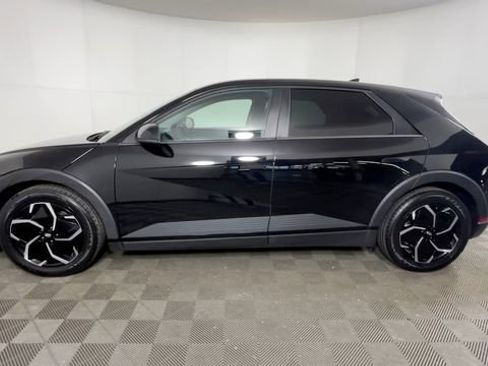 Used 2024 Hyundai Ioniq 5 SEL RWD image 8