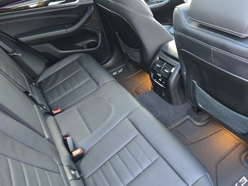 Used 2018 BMW X3 xDrive30i image 17