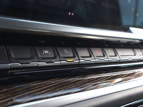 Used 2022 GMC Sierra 1500 Elevation w/ X31 Off-Road Package image 25