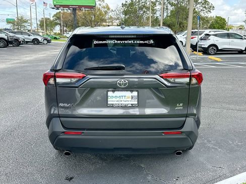 Used 2024 Toyota RAV4 LE image 7