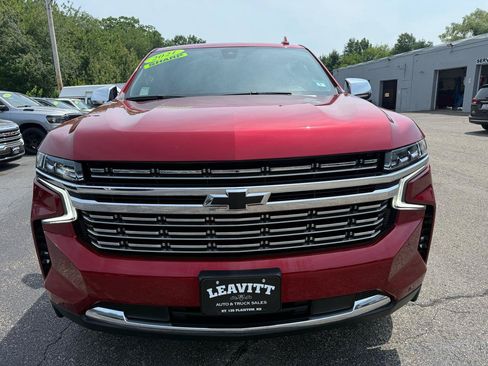 Used 2021 Chevrolet Suburban Premier AWD/4WD image 3