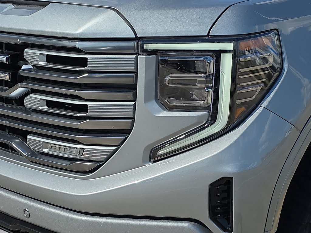 Used 2026 GMC Sierra 1500 AT4 w/ AT4 Premium Package AWD/4WD image 33