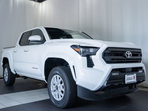 New 2026 Toyota Tacoma SR5 AWD/4WD image 1