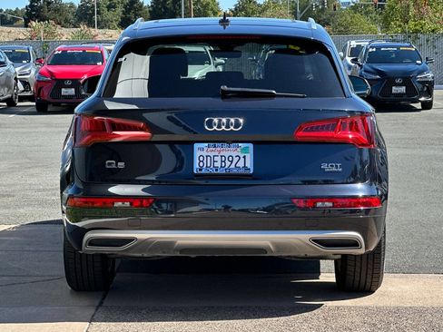 Used 2018 Audi Q5 2.0T Premium Plus w/ Premium Plus Package AWD/4WD image 5