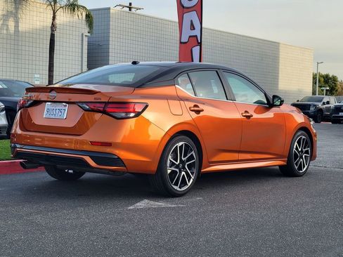 Certified 2025 Nissan Sentra SR image 33