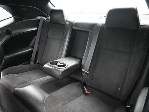 Used 2022 Dodge Challenger R/T Scat Pack RWD image 17
