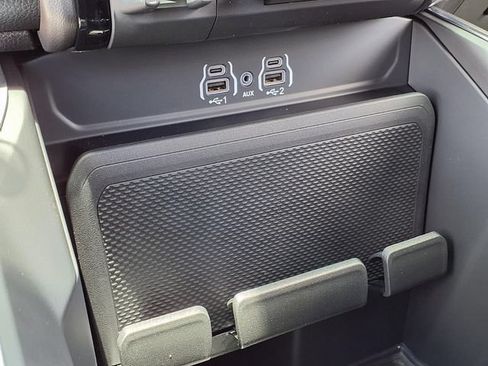 New 2026 RAM 2500 Big Horn AWD/4WD image 12