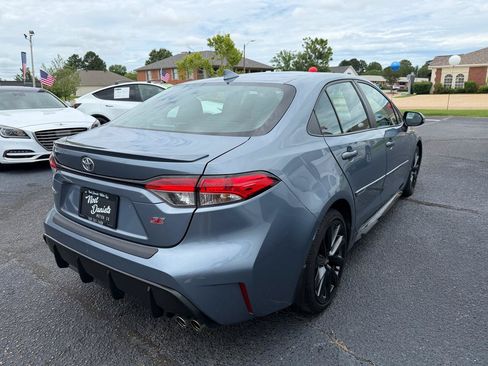 Used 2023 Toyota Corolla SE w/ SE Premium Package FWD image 5