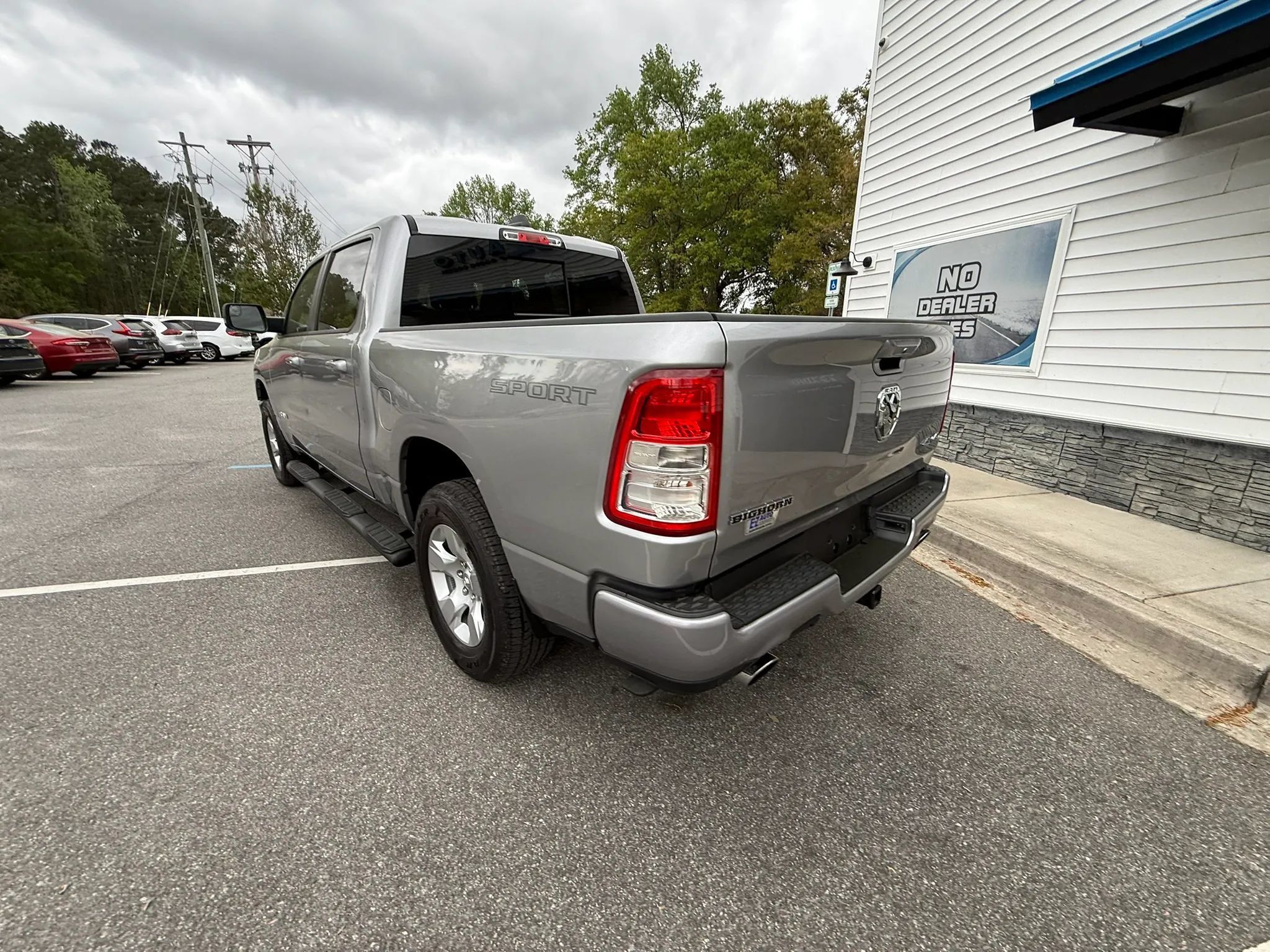 Used 2022 RAM 1500 Big Horn AWD/4WD image 4
