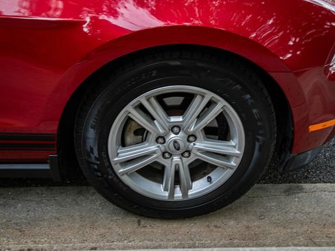 Used 2012 Ford Mustang Coupe image 14