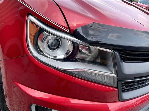 Used 2015 Chevrolet Colorado Z71 AWD/4WD image 27
