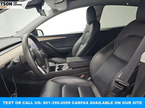Used 2022 Tesla Model Y Performance image 11