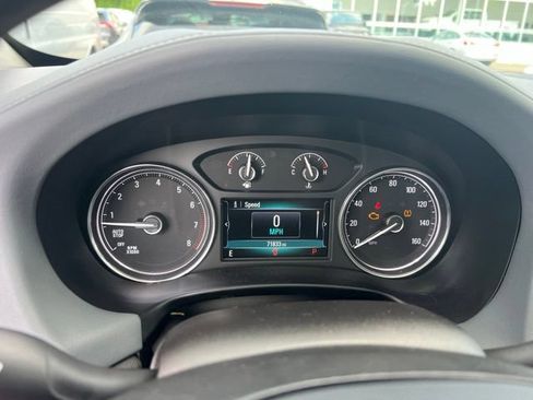 Used 2018 Buick Enclave Essence AWD/4WD image 14
