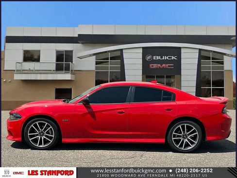 Used 2023 Dodge Charger R/T w/ Plus Group RWD image 2