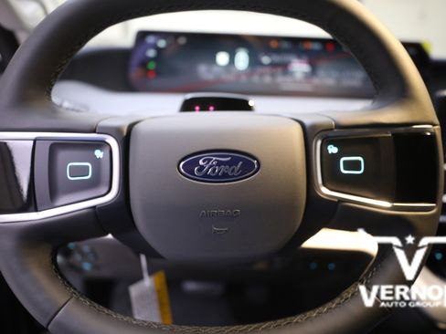 New 2025 Ford Expedition Max Active image 22