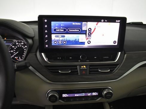 Certified 2023 Nissan Altima 2.5 SL image 19