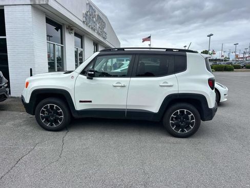 Used 2023 Jeep Renegade Trailhawk AWD/4WD image 6
