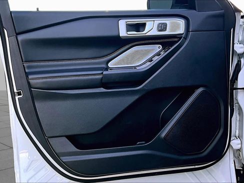 Used 2020 Ford Explorer ST w/ ST Street Pack AWD/4WD image 19