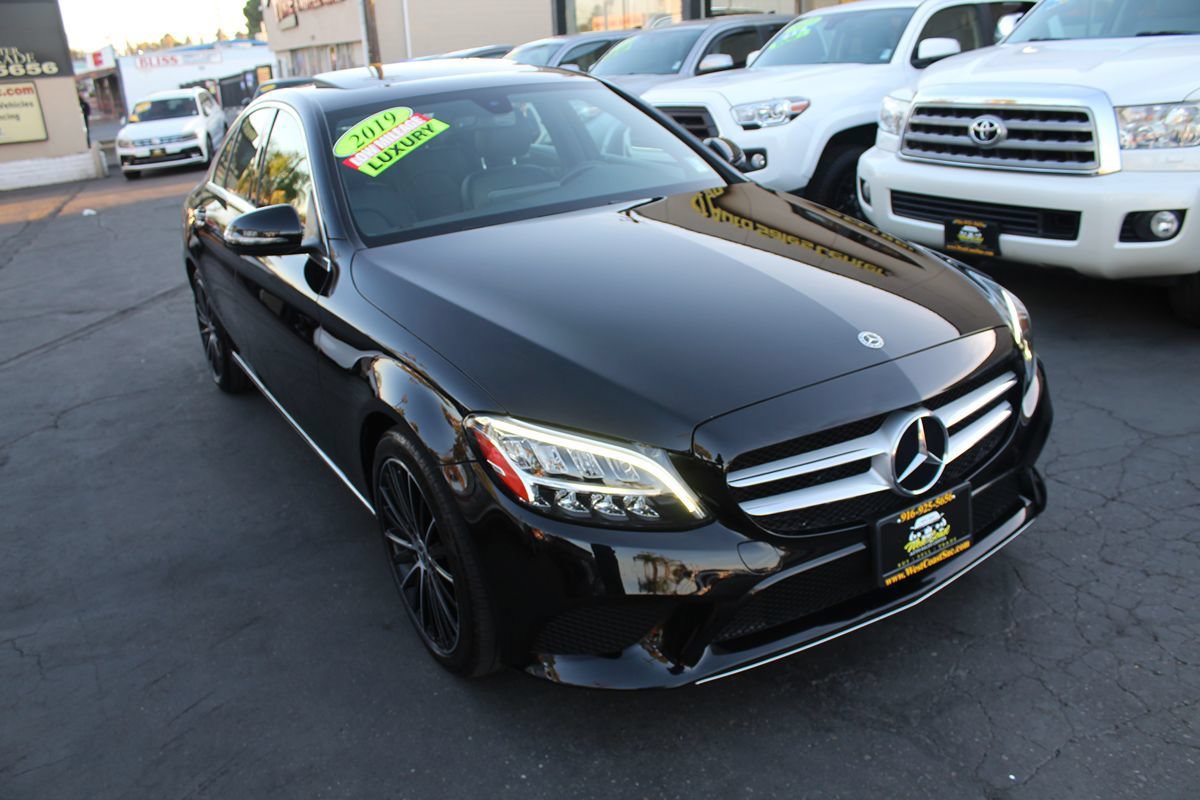 Used 2019 Mercedes-Benz C 300 Sedan image 8